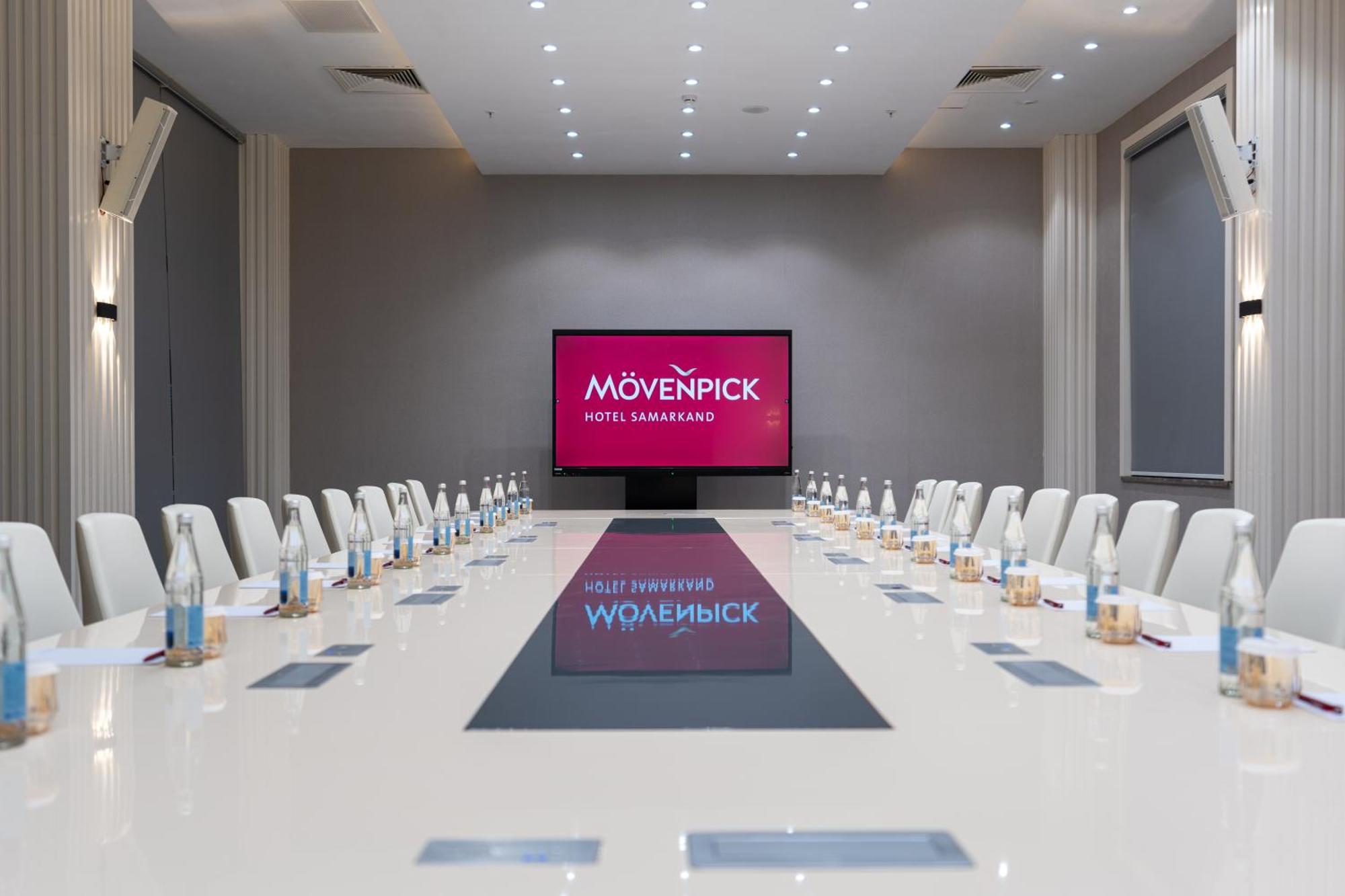 Moevenpick Самарканд Екстериор снимка
