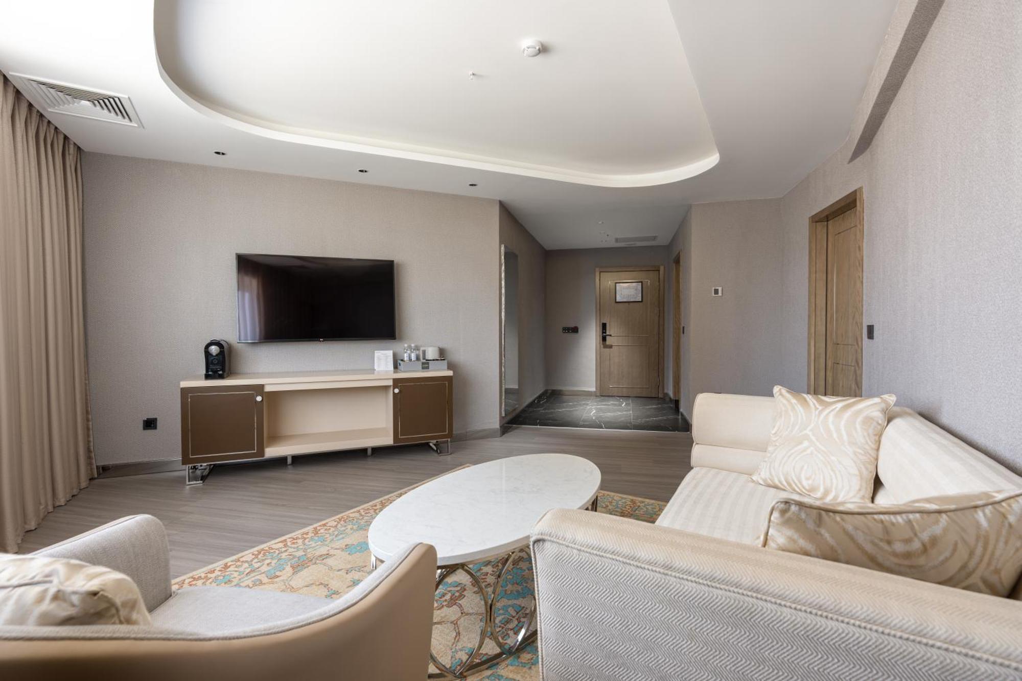 Moevenpick Самарканд Екстериор снимка